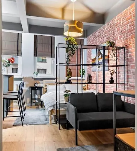 Old Town Cozy 322 شقة